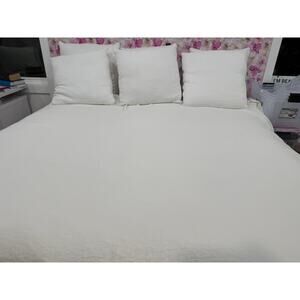 Pottery Barn King Linen Duvet Cover White 104x90 Button Closure